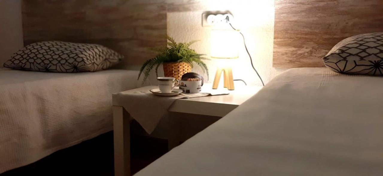 Apartamento Villananitos سان بيذرو ذيل بيناتا المظهر الخارجي الصورة